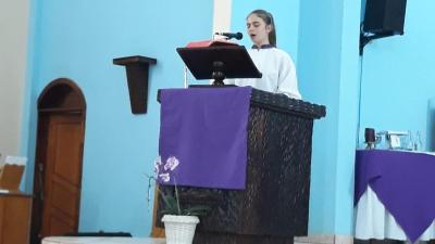 Dezenas de FiÃ©is participaram da abertura do TrÃ­duo em louvor a SÃ£o JosÃ© no Bairro Cristo Rei